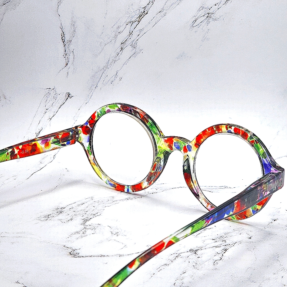 The "Legendary" Reading Glasses - Picture 2 of 5